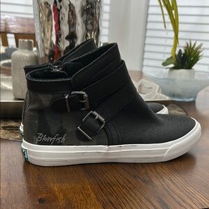 Blowfish MALIBU Black and Gray Camo High-Top Sneakers SIZE 8